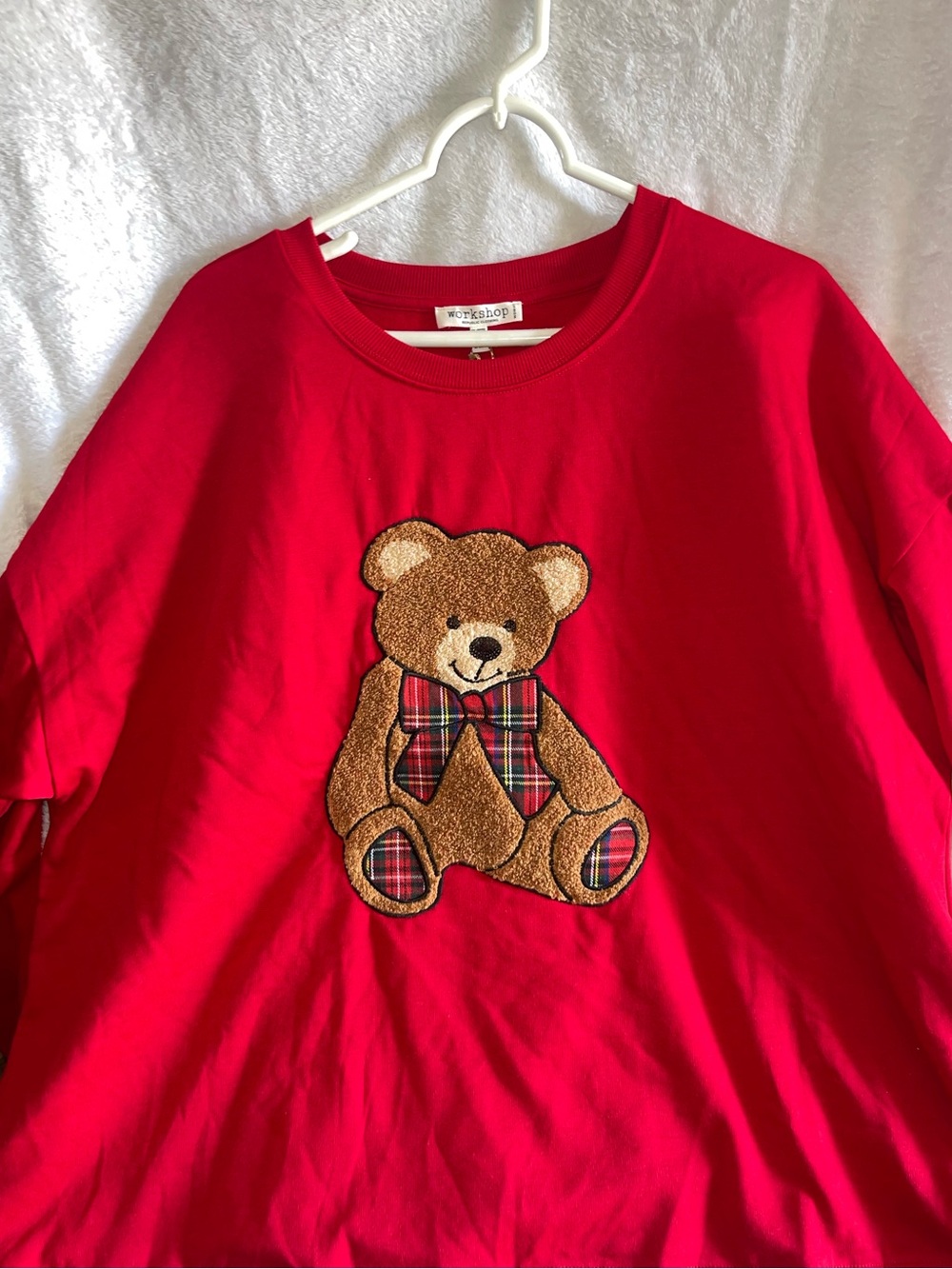 Women’s size 3xWorkshop Republic Christmas Sweatshirt with Teddy Bear Appliqué